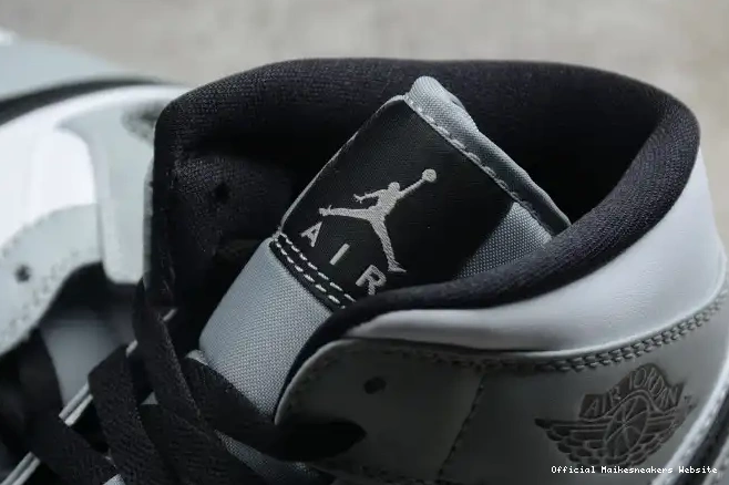 Official Maikesneakers Grey Light Mid Smoke 1 AIR Jordan 554724-092 0326